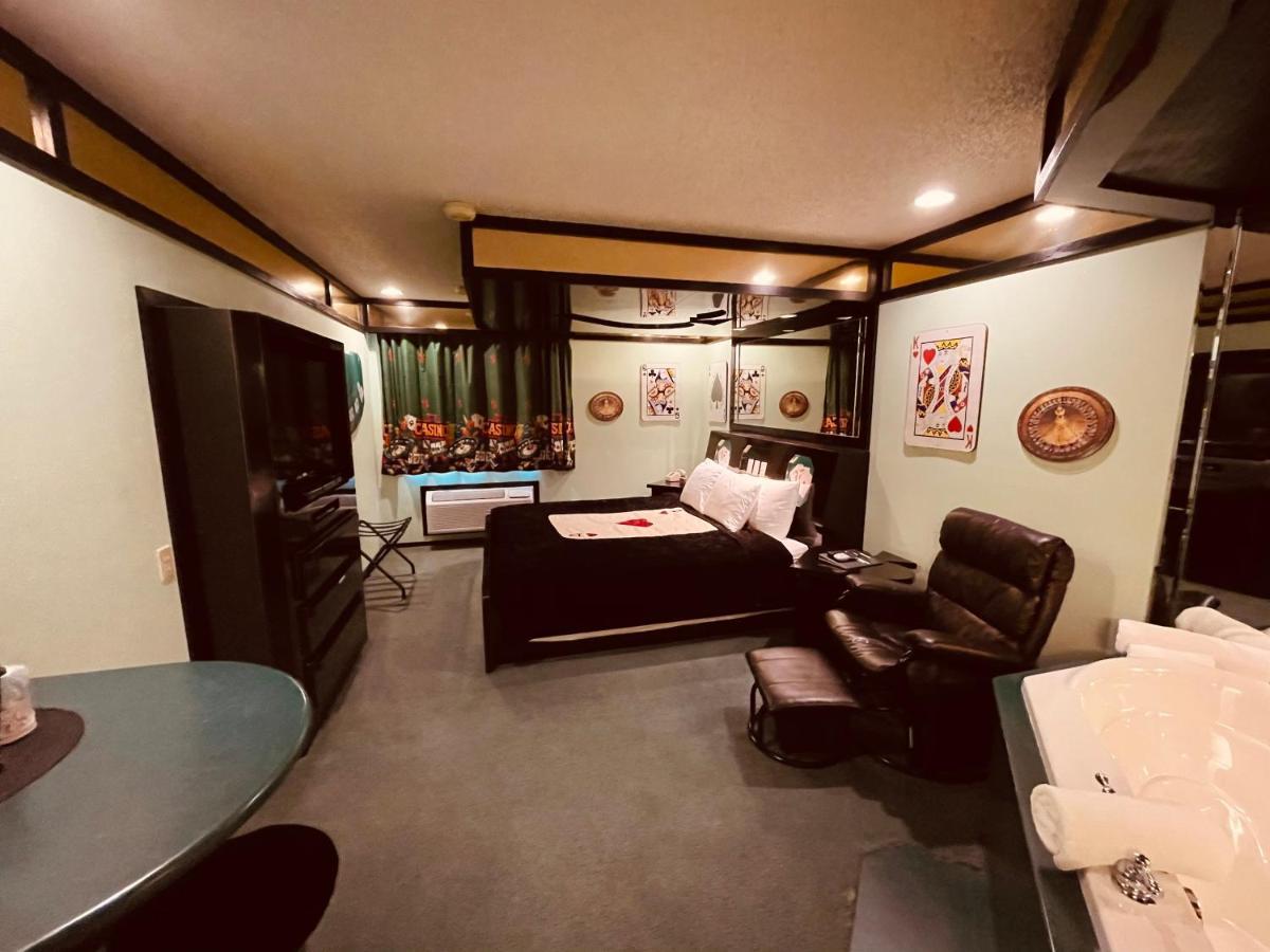 Designer Inn And Suites Toledo ภายนอก รูปภาพ